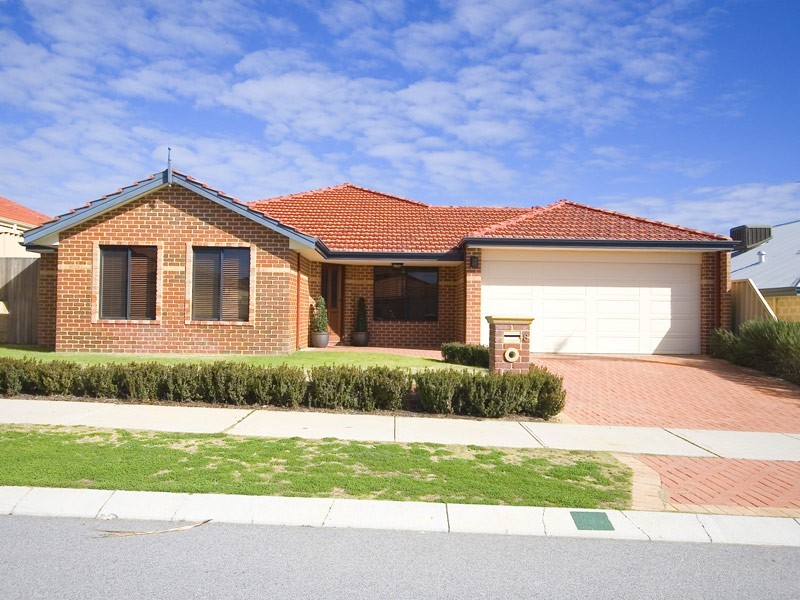 8 Horsley Green, Butler WA 6036