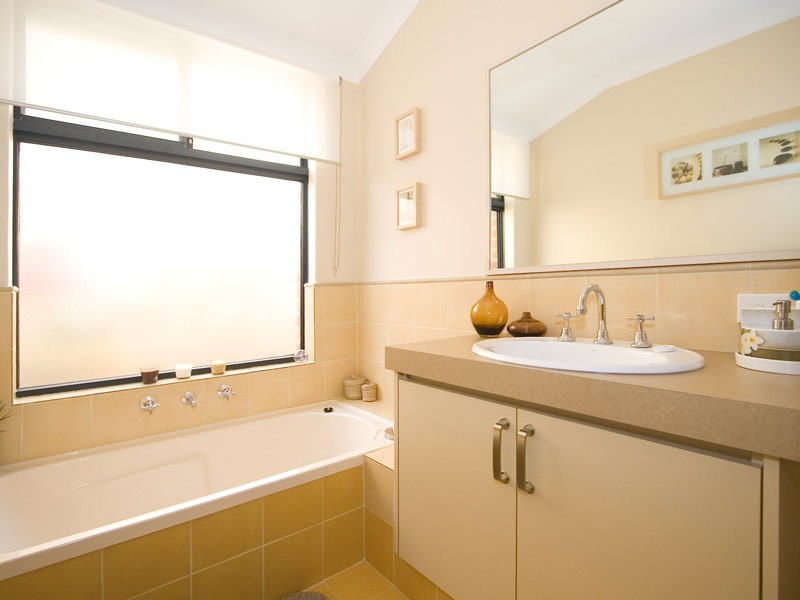 8 Horsley Green, Butler WA 6036