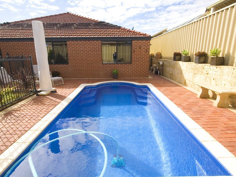 8 Horsley Green, Butler WA 6036