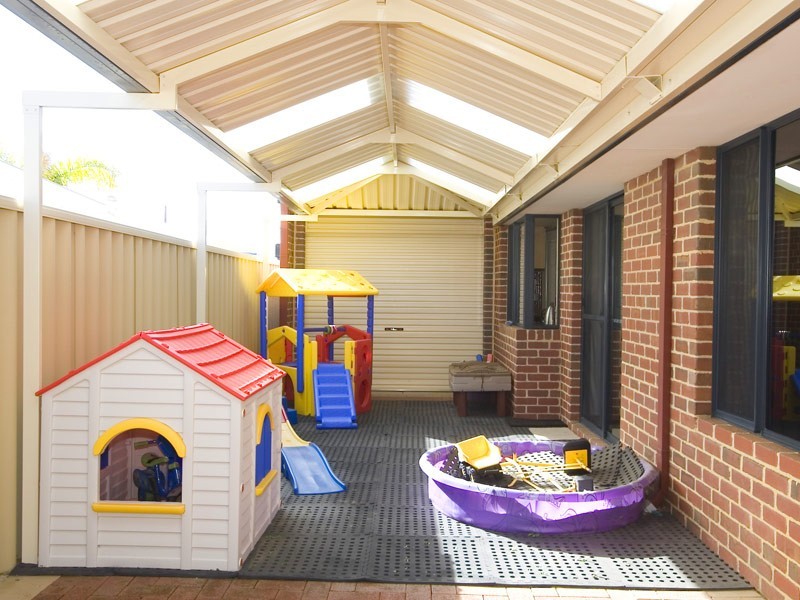 8 Horsley Green, Butler WA 6036