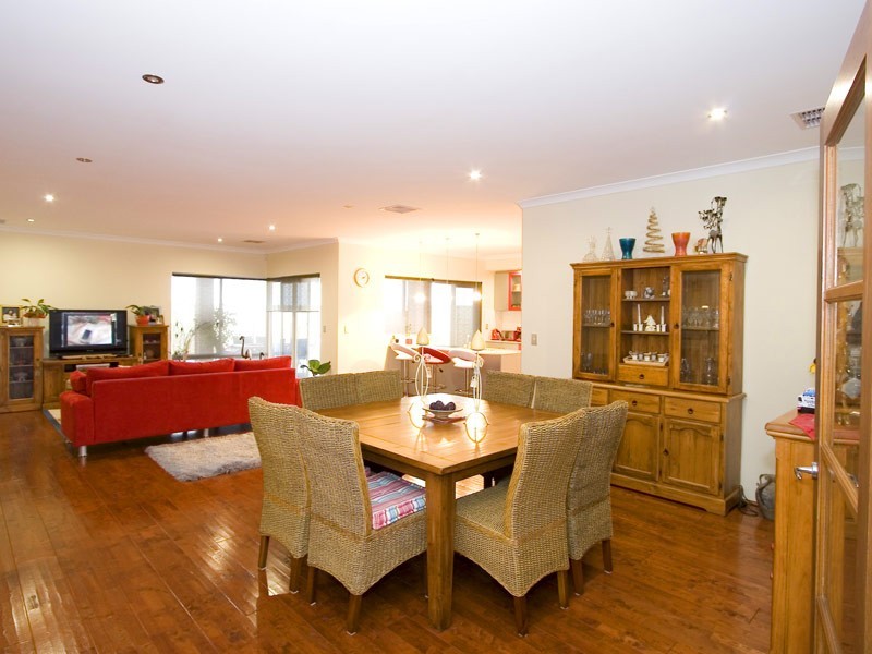 21 Ormond Bend, Butler WA 6036