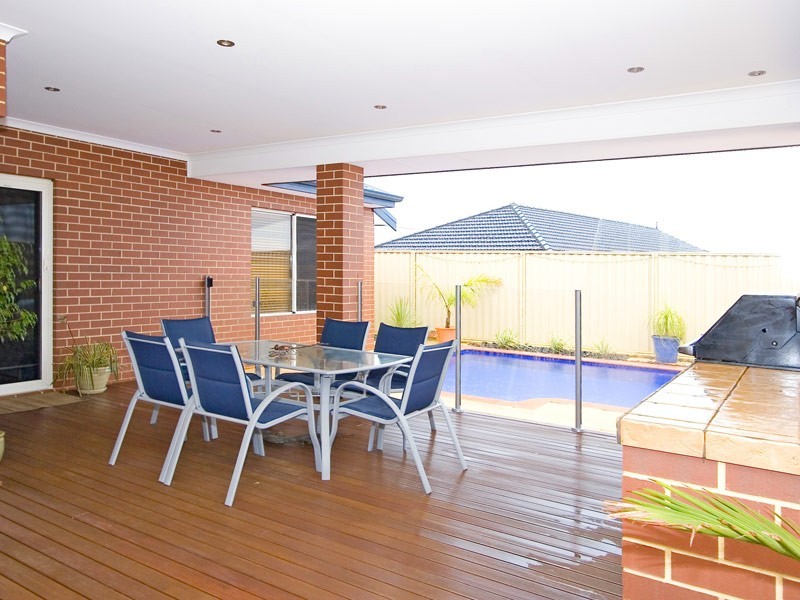 21 Ormond Bend, Butler WA 6036