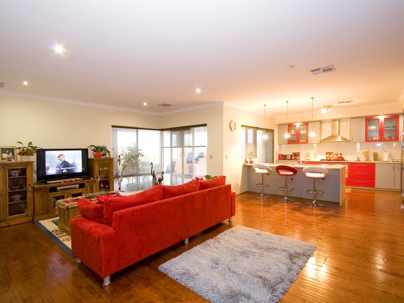 21 Ormond Bend, Butler WA 6036