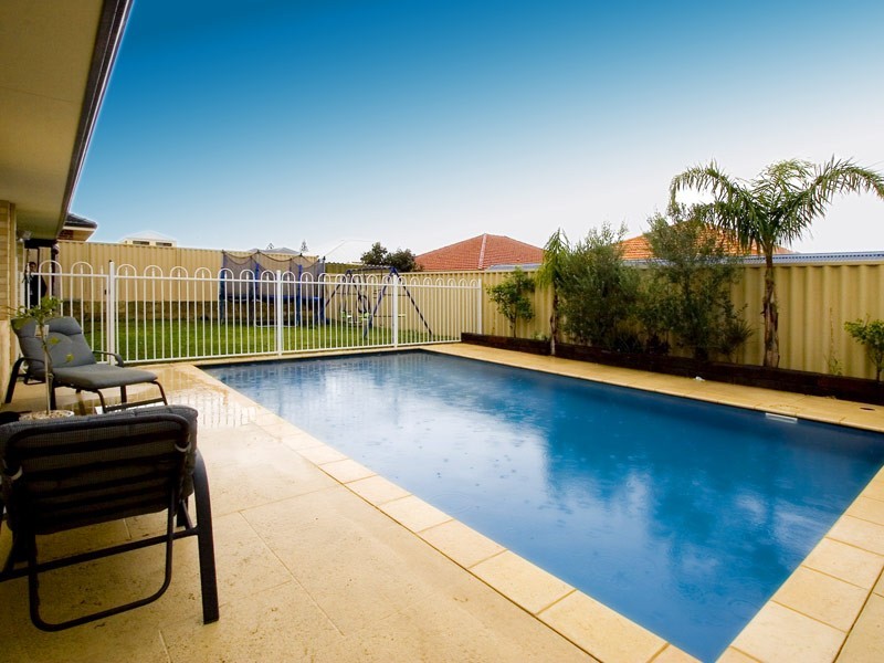 10 Lavenham Street, Butler WA 6036