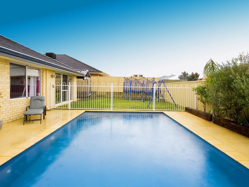 10 Lavenham Street, Butler WA 6036