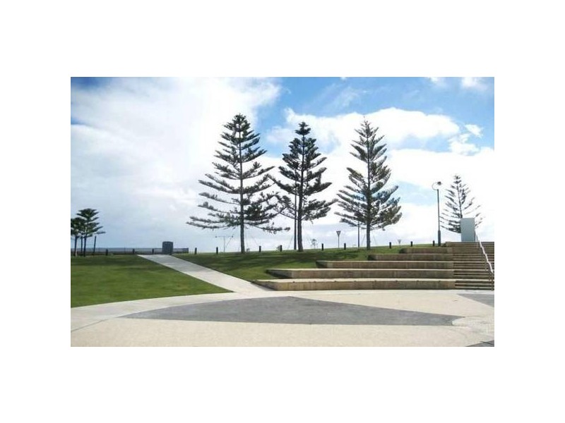 18 Moonraker Road, Jindalee WA 6036
