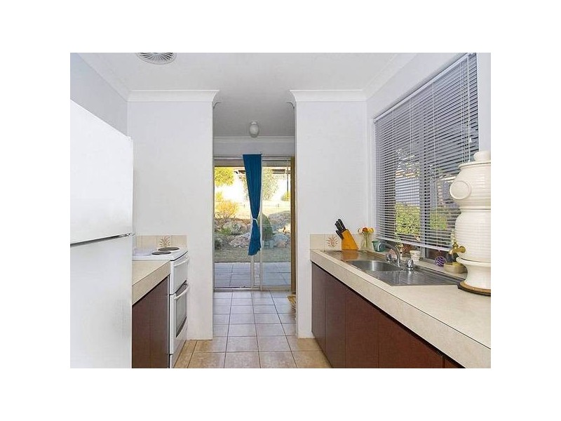 14 Christmas Avenue, Heathridge WA 6027