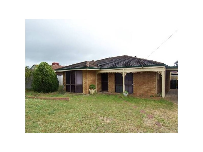 31 Adelaide Circle, Craigie WA 6025