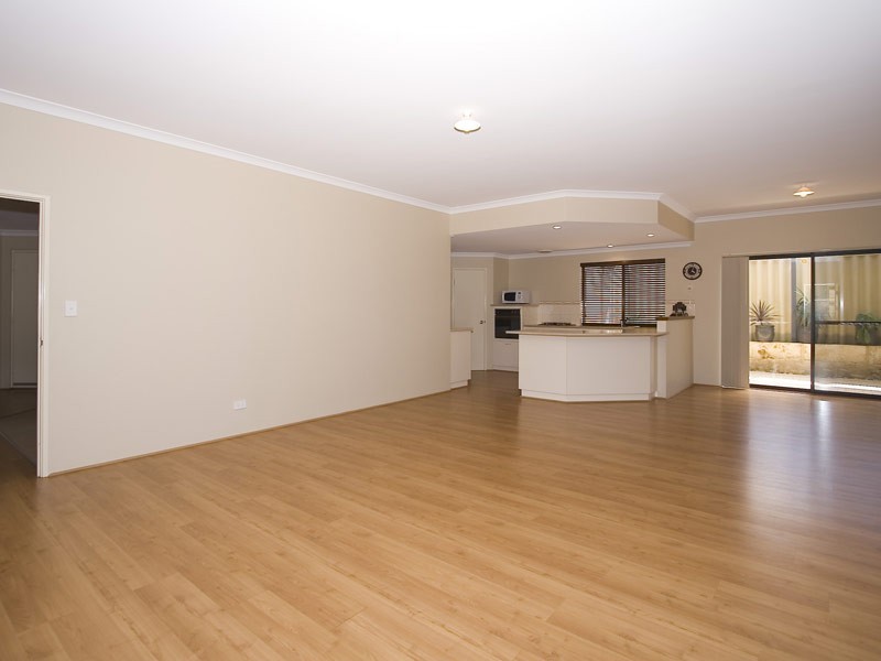 42 Ammanford Crescent, Butler WA 6036