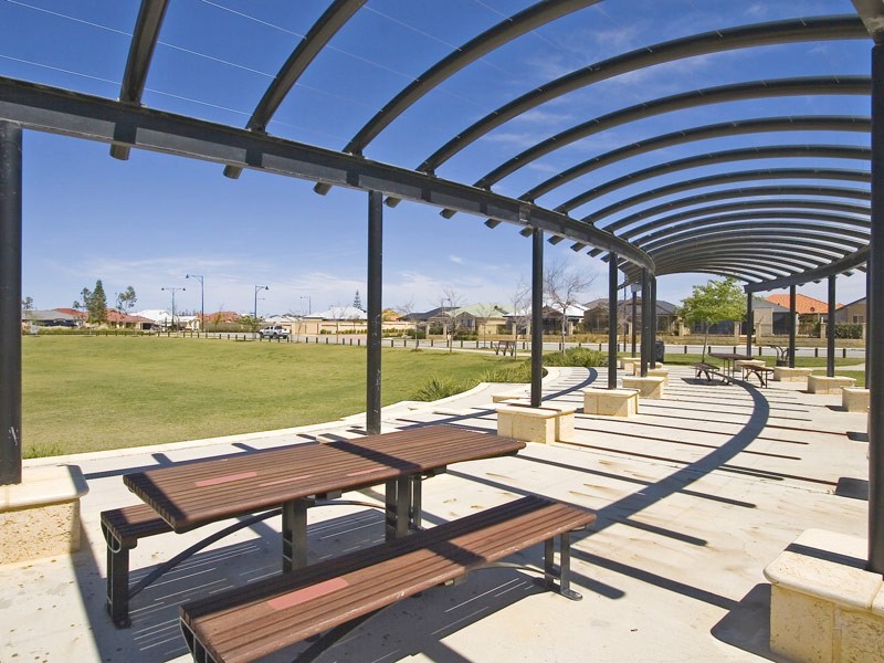 42 Ammanford Crescent, Butler WA 6036