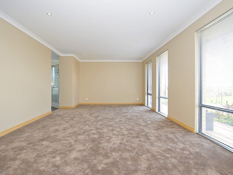 18 Kilkee Street, Ridgewood WA 6030