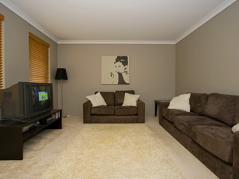 30 Heysham Bend, Butler WA 6036