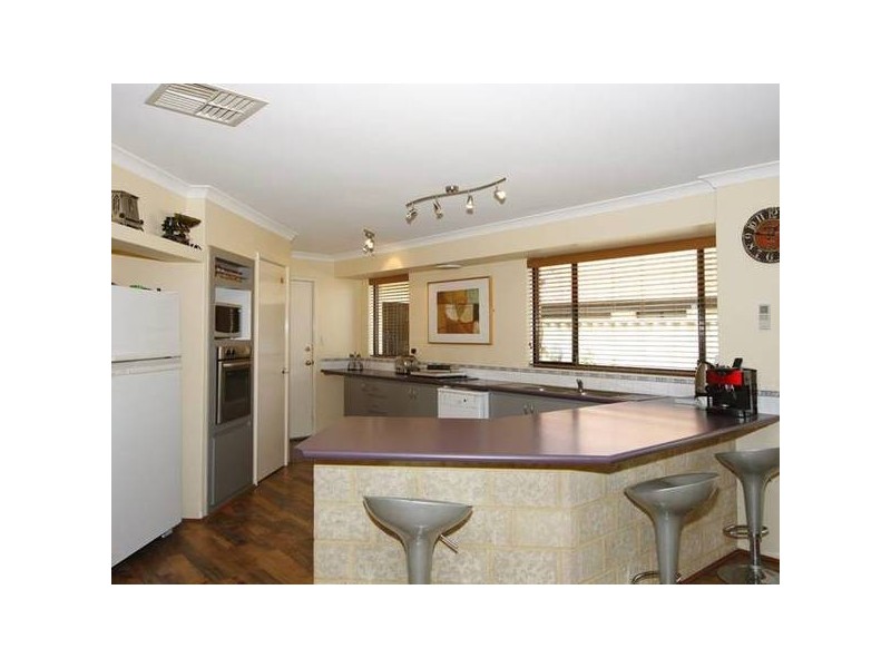 19 Camborne Parkway, Butler WA 6036