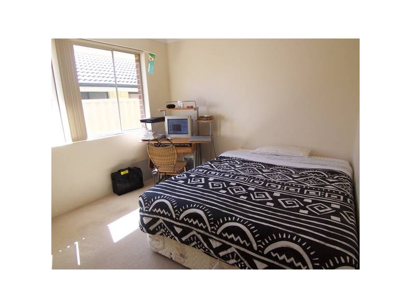 8 Silverton Avenue, Butler WA 6036
