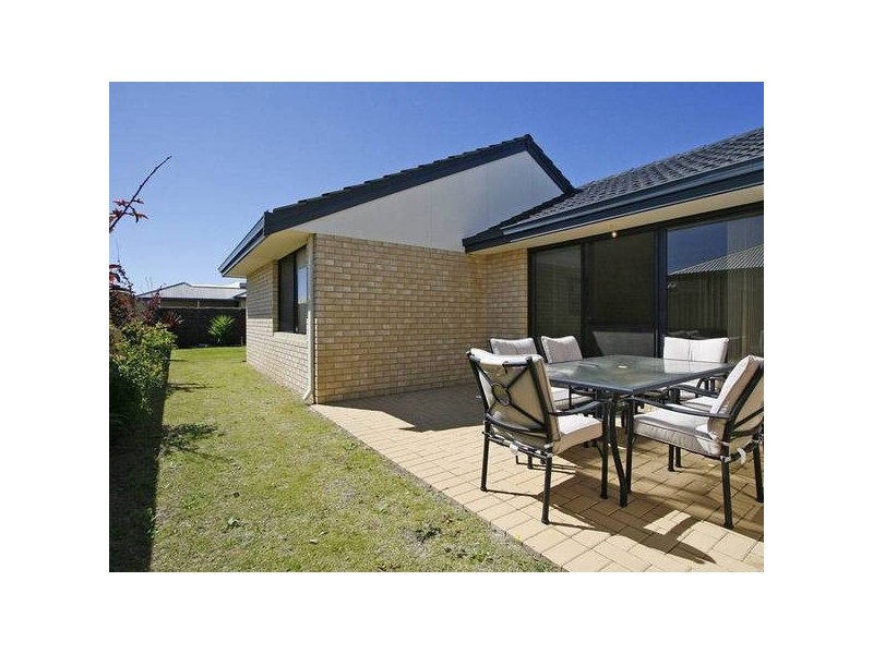4 Colmworth Way, Butler WA 6036