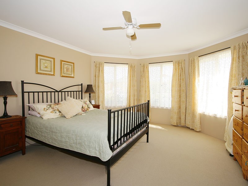 25 Heysham Bend, Butler WA 6036