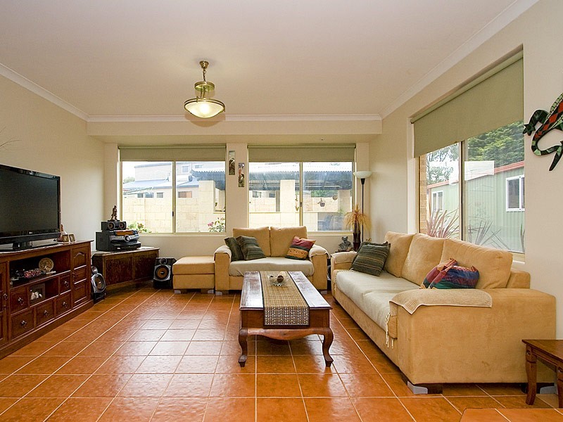 12 Frigate Crescent, Yanchep WA 6035