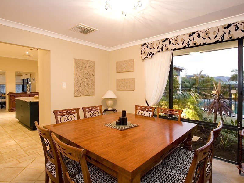 20 Weymouth Boulevard, Quinns Rocks WA 6030