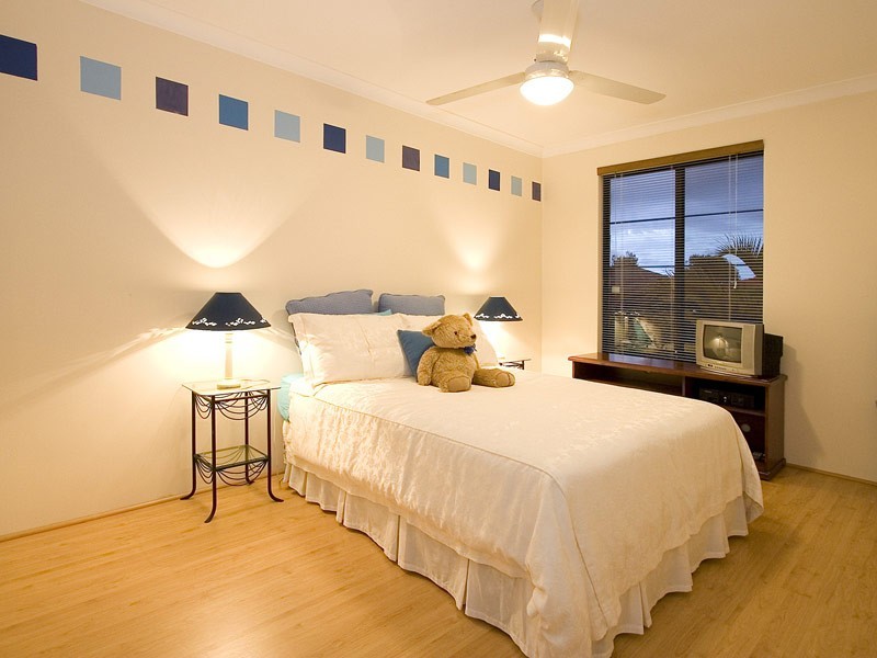 20 Weymouth Boulevard, Quinns Rocks WA 6030