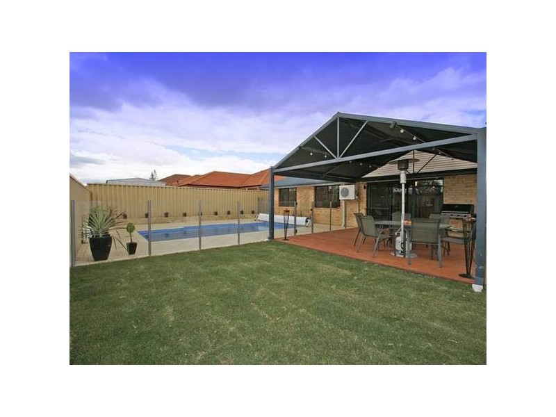 30 Pembury Way, Butler WA 6036