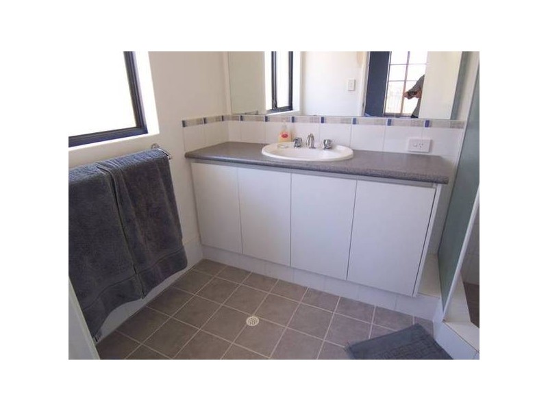 11 Fairbourne Approach, Butler WA 6036