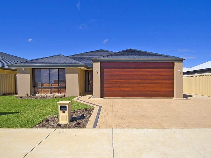 100 Ridgewood Boulevard, Ridgewood WA 6030