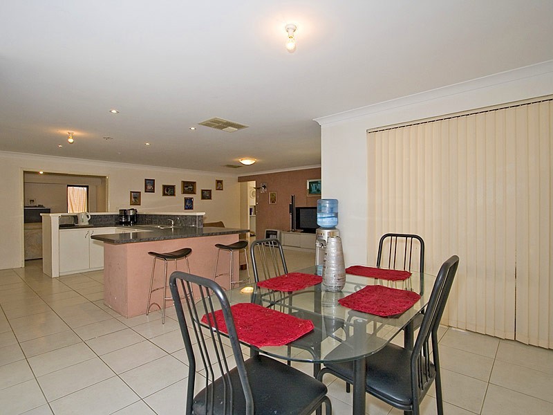 11 Voltaire Crescent, Ridgewood WA 6030