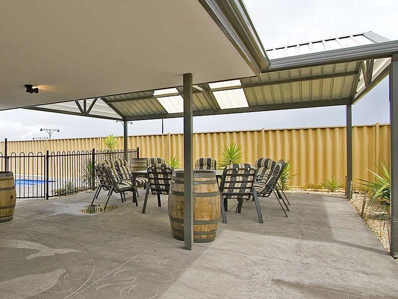 5 Hillsborough Parkway, Ridgewood WA 6030