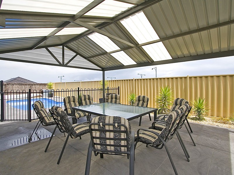 5 Hillsborough Parkway, Ridgewood WA 6030