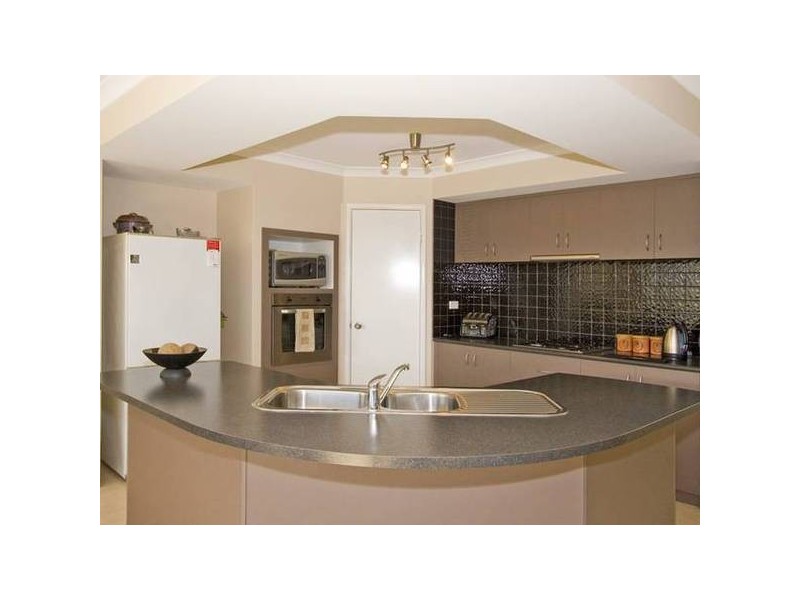 7 Prenton Street, Butler WA 6036