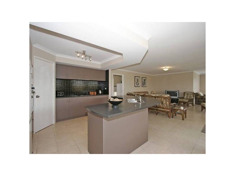 7 Prenton Street, Butler WA 6036