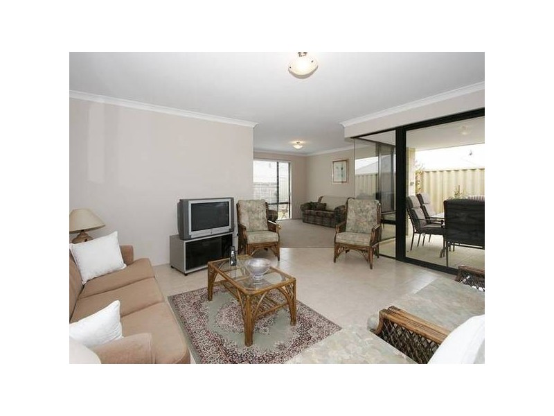 7 Prenton Street, Butler WA 6036