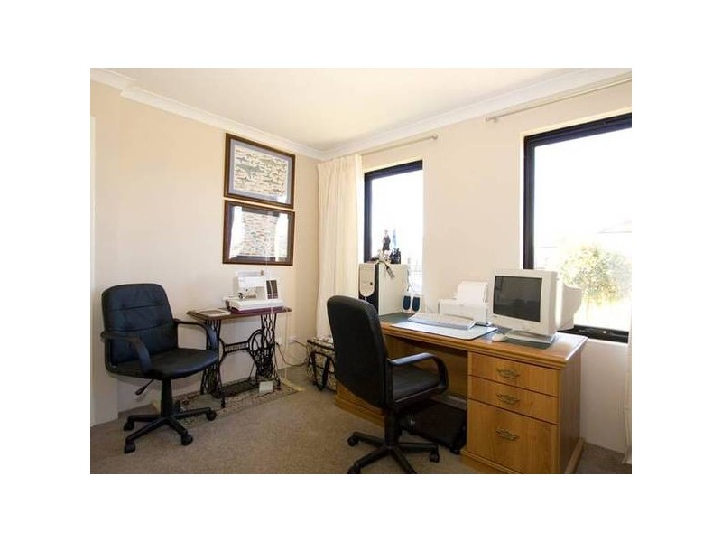 7 Prenton Street, Butler WA 6036