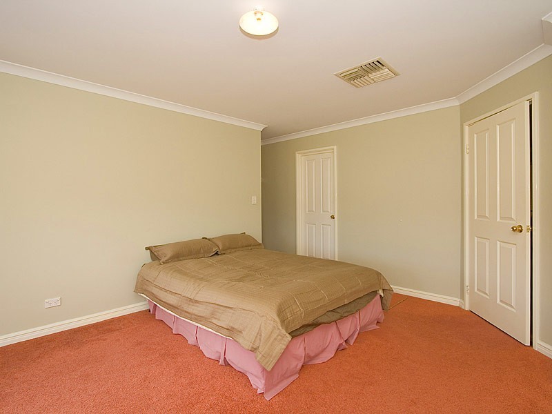 4 Haslingfield Way, Butler WA 6036