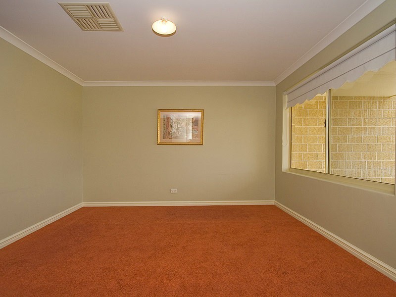 4 Haslingfield Way, Butler WA 6036