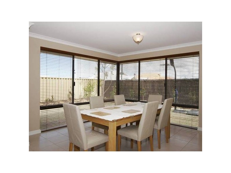 5 Chepstow Way, Butler WA 6036