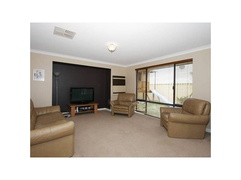 5 Chepstow Way, Butler WA 6036