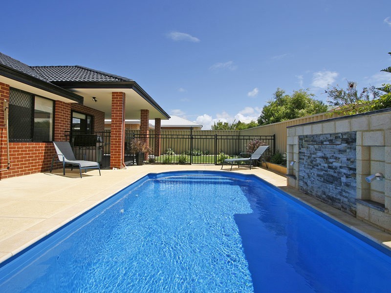 8 Dunsfold Street, Butler WA 6036