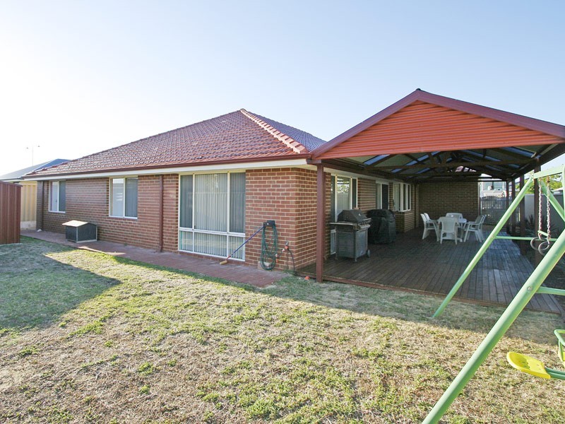 24 Alveley Loop, Butler WA 6036