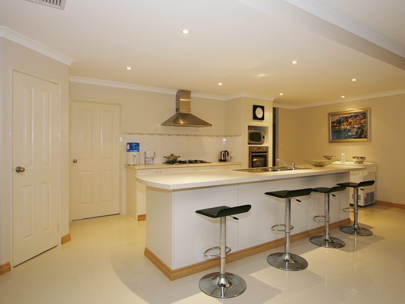 22 Ridgewood Boulevard, Ridgewood WA 6030