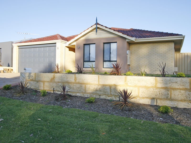 22 Ridgewood Boulevard, Ridgewood WA 6030