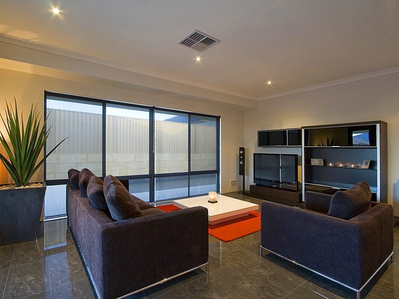 27 Moorlinch Street, Butler WA 6036