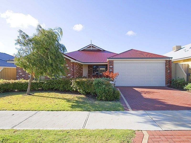 12 Sanderstead Loop, Butler WA 6036