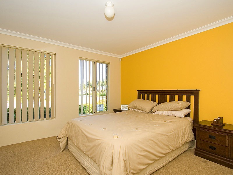 12 Sanderstead Loop, Butler WA 6036