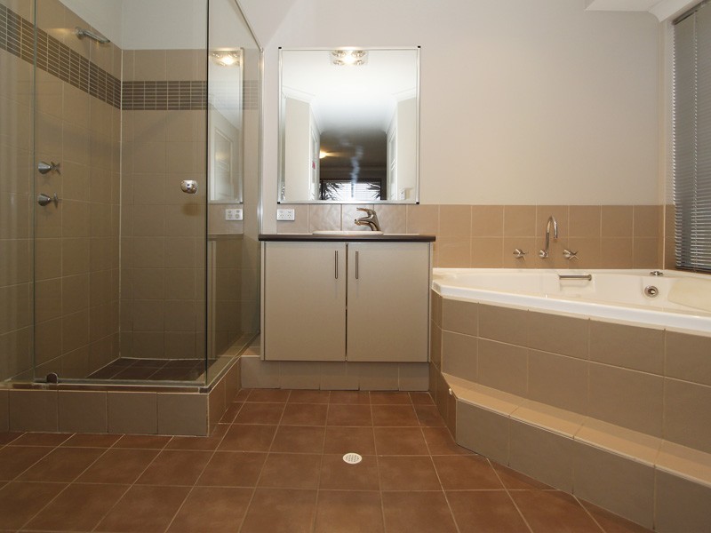 11 Benenden Avenue, Butler WA 6036