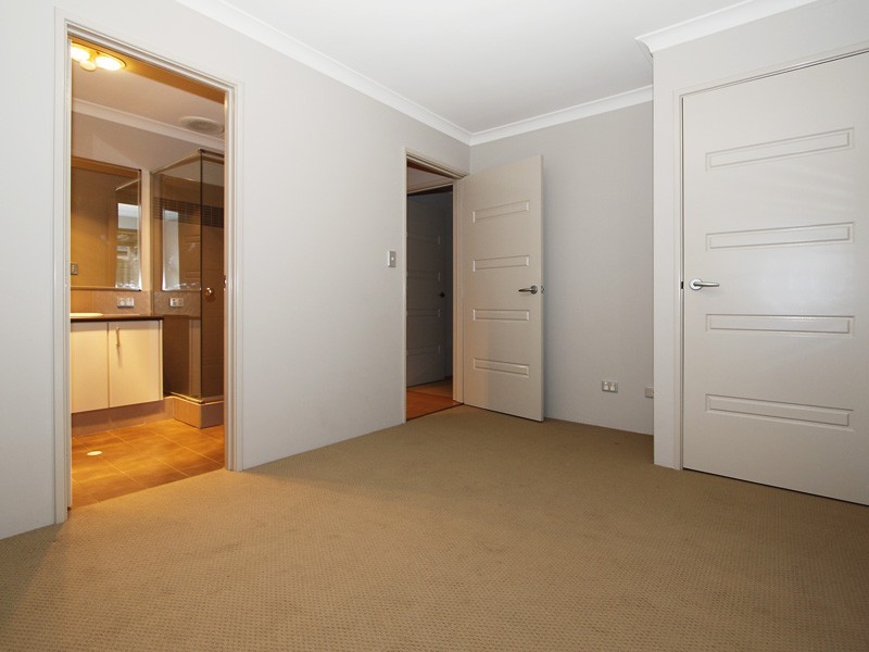 11 Benenden Avenue, Butler WA 6036