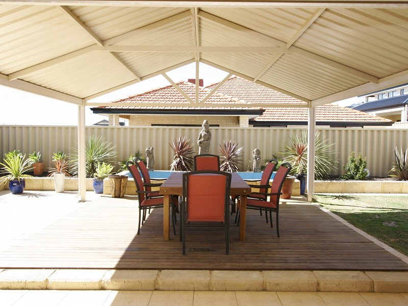 11 Benenden Avenue, Butler WA 6036