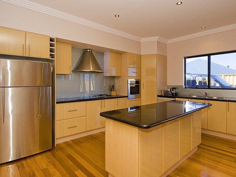 22 Pendleton Crescent, Butler WA 6036