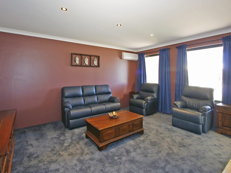 5 Carlin Way, Butler WA 6036