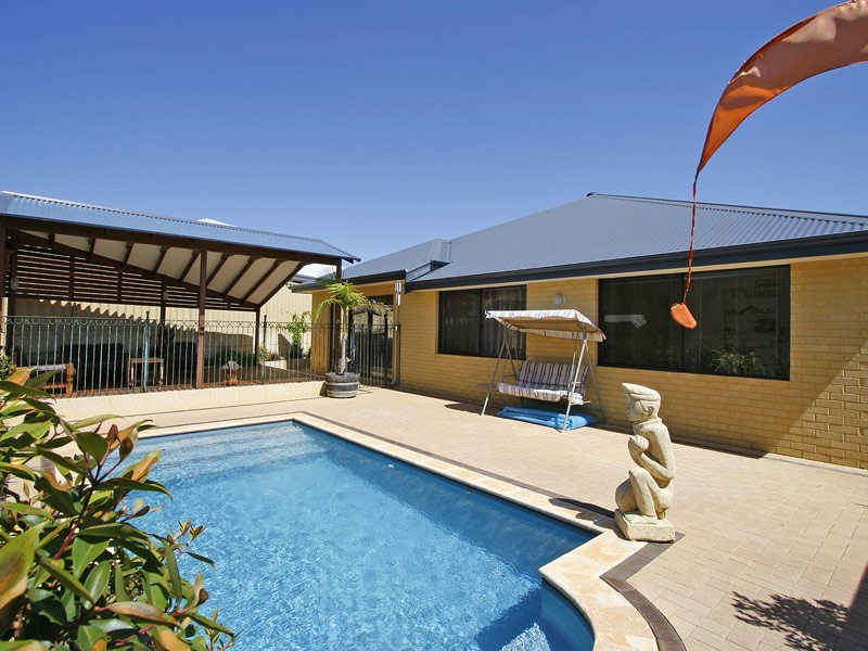 5 Carlin Way, Butler WA 6036